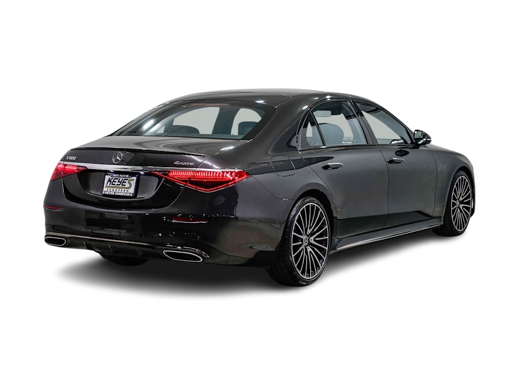 Thumbnail: 2023 Mercedes-Benz S-Class - 16