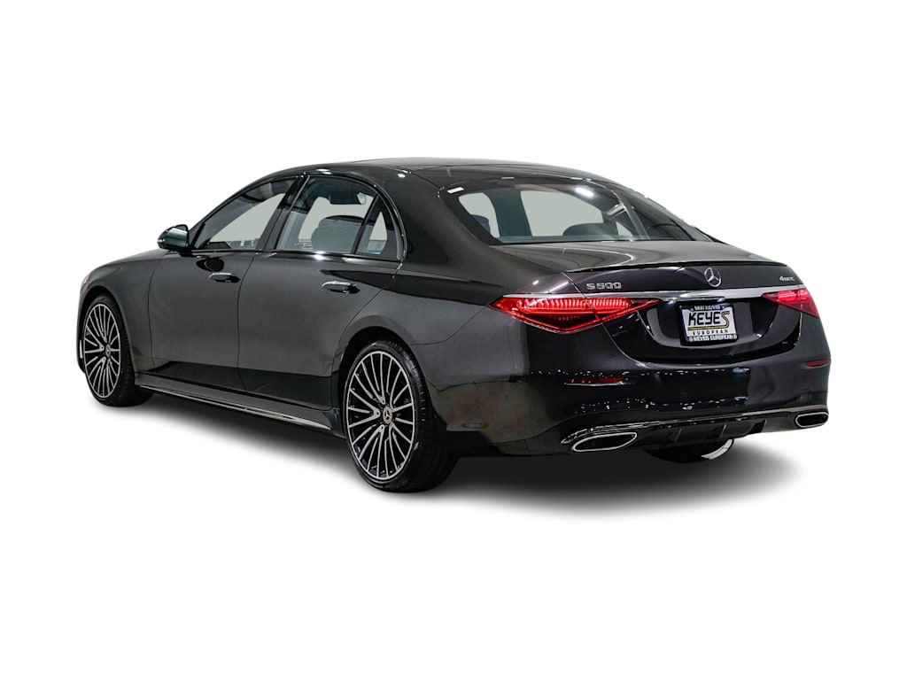 Thumbnail: 2023 Mercedes-Benz S-Class - 3