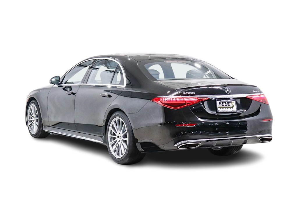 Thumbnail: 2022 Mercedes-Benz S-Class - 3