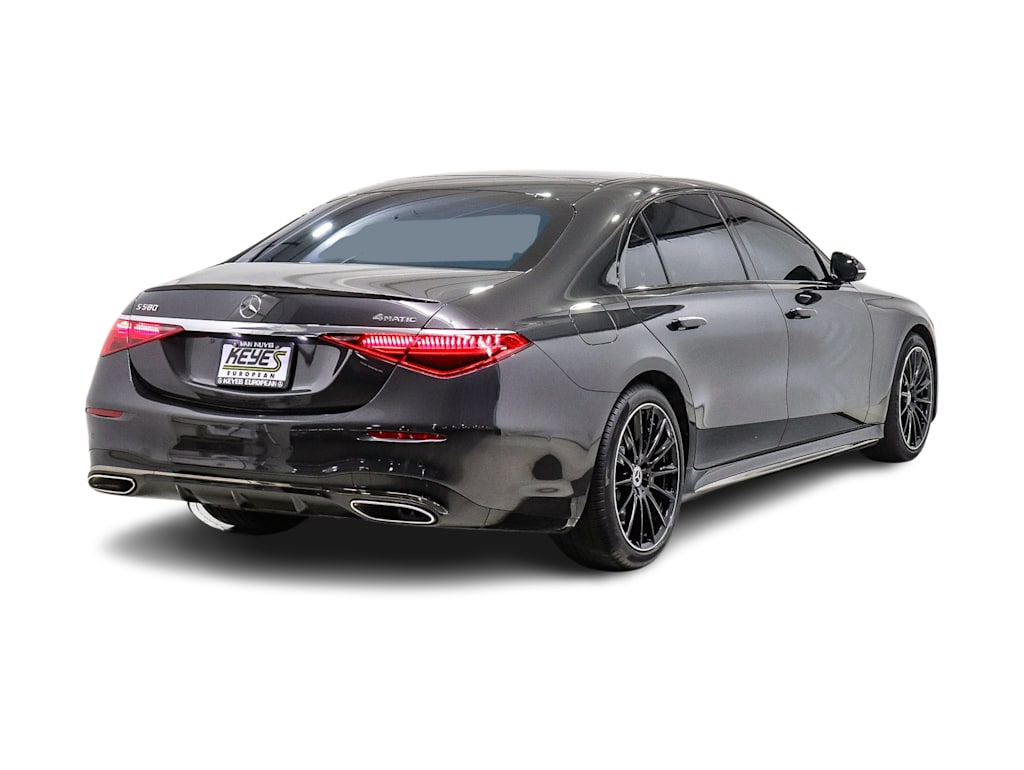Thumbnail: 2025 Mercedes-Benz S-Class - 16