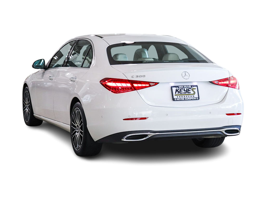 Thumbnail: 2023 Mercedes-Benz C-Class - 3