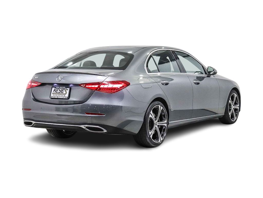 Thumbnail: 2023 Mercedes-Benz C-Class - 16