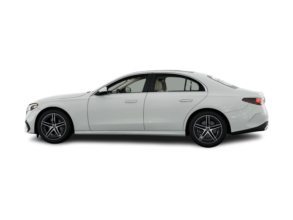 Thumbnail: 2026 Mercedes-Benz E-Class - 32