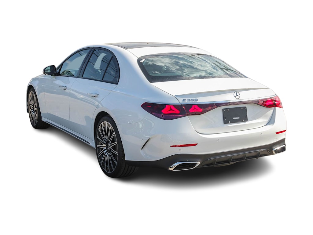 Thumbnail: 2026 Mercedes-Benz E-Class - 3