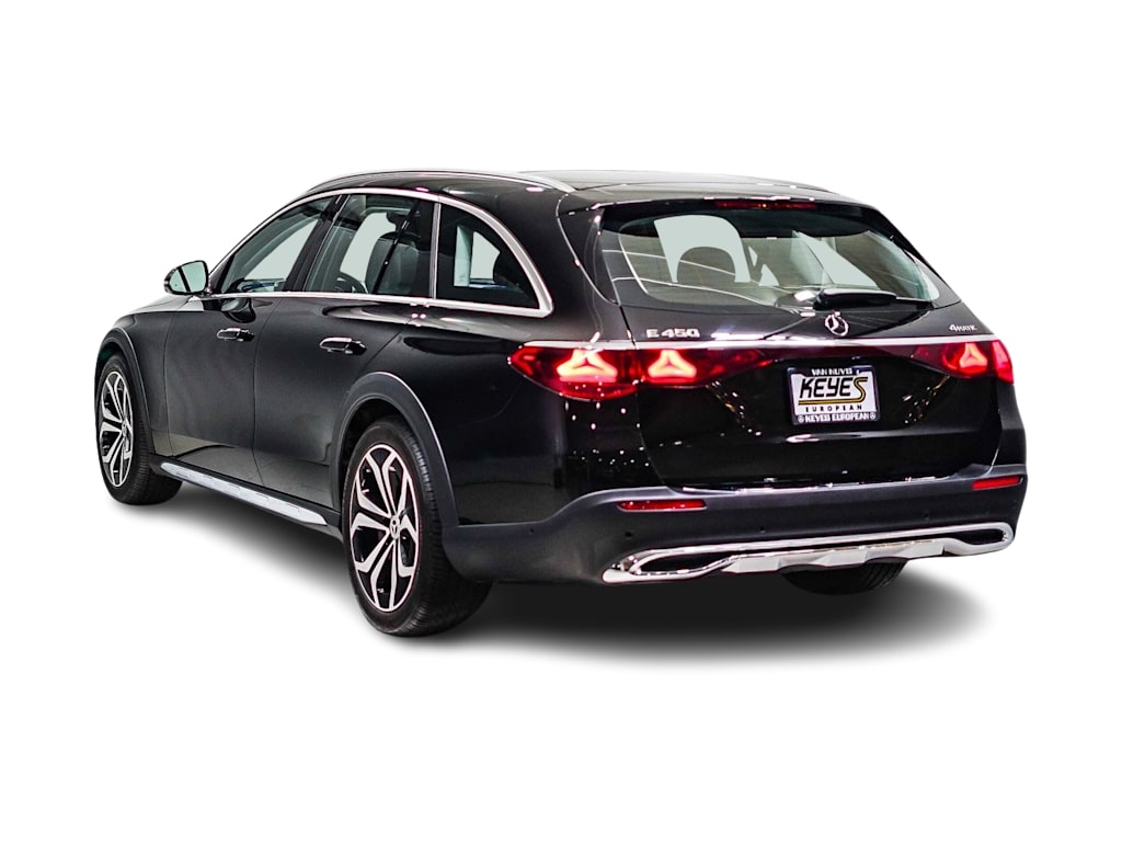 Thumbnail: 2025 Mercedes-Benz E-Class - 3