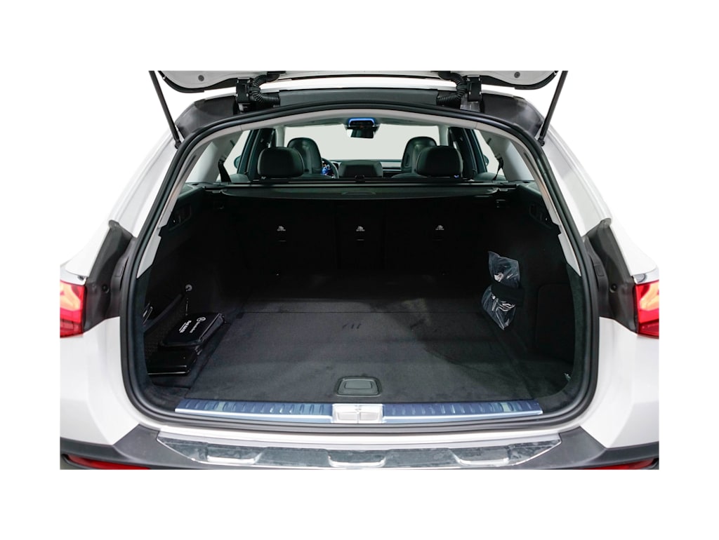 Thumbnail: 2025 Mercedes-Benz E-Class - 18