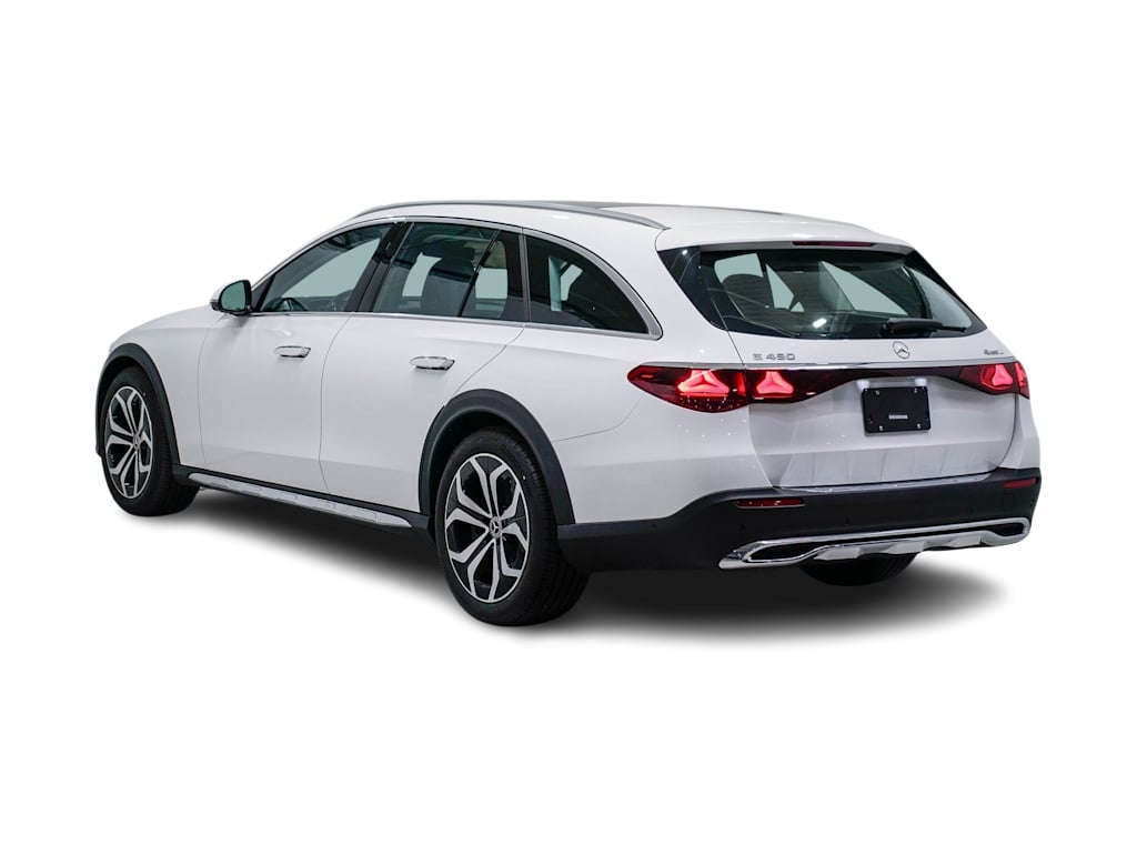 Thumbnail: 2025 Mercedes-Benz E-Class - 4