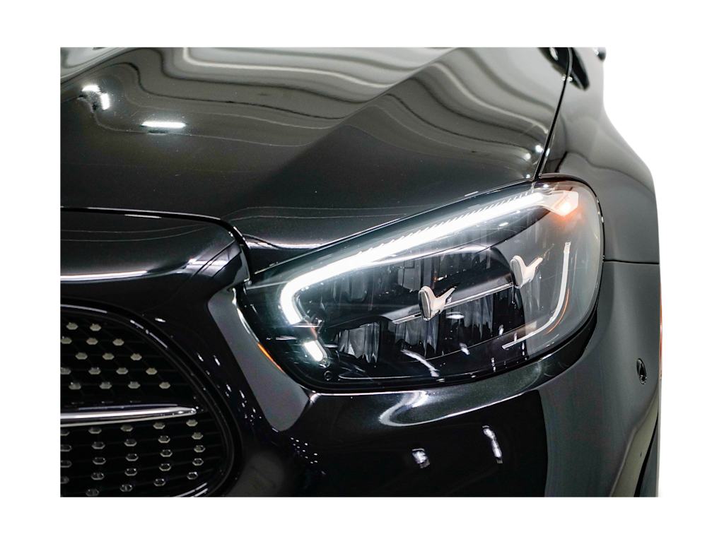 Thumbnail: 2023 Mercedes-Benz E-Class - 17