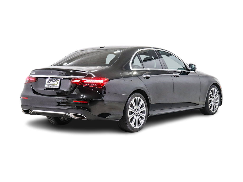 Thumbnail: 2023 Mercedes-Benz E-Class - 17