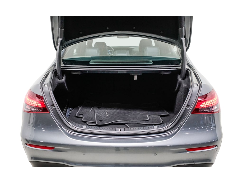 Thumbnail: 2022 Mercedes-Benz E-Class - 28