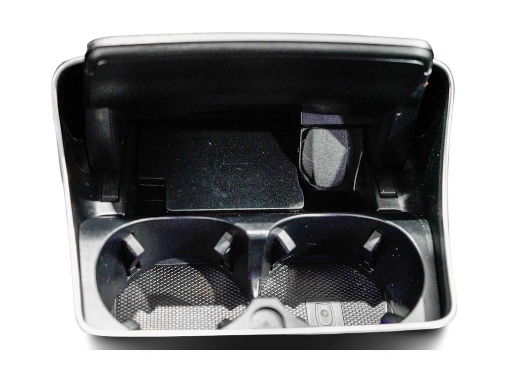 Thumbnail: 2022 Mercedes-Benz GLC - 17