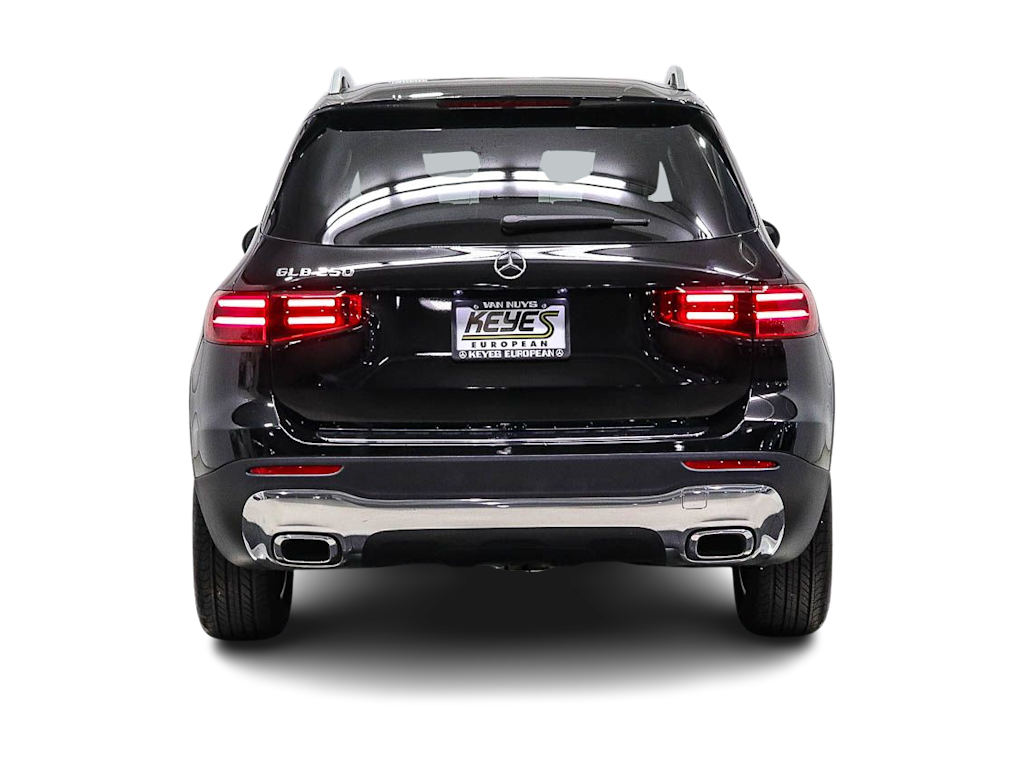 Thumbnail: 2026 Mercedes-Benz GLB - 4