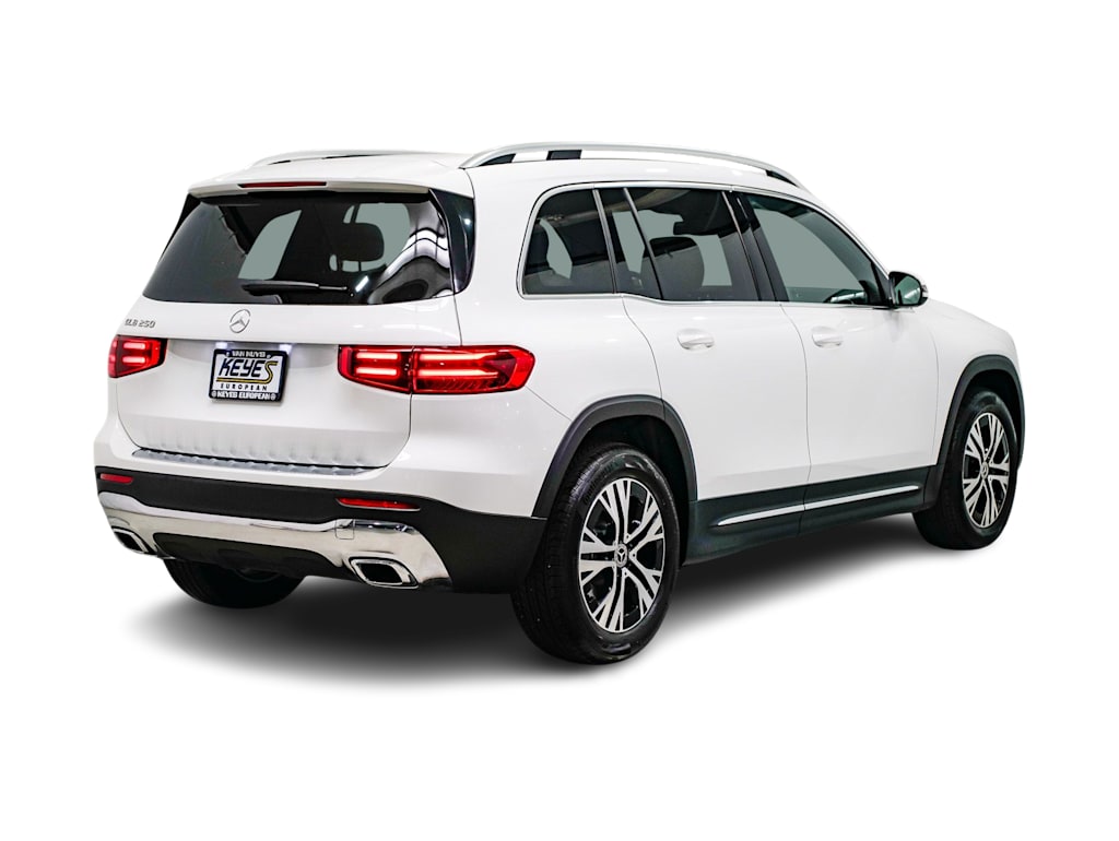 Thumbnail: 2026 Mercedes-Benz GLB - 15
