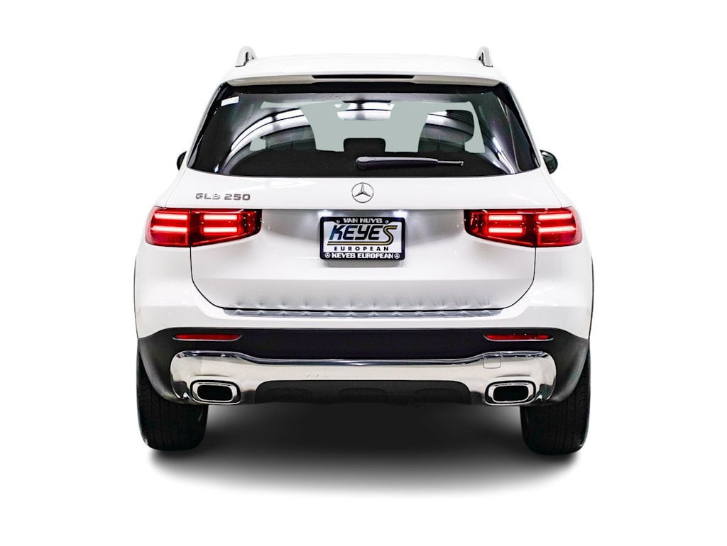 Thumbnail: 2026 Mercedes-Benz GLB - 4