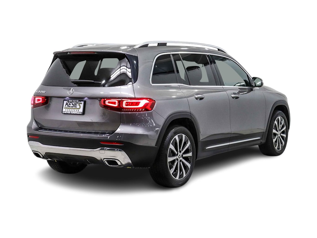 Thumbnail: 2022 Mercedes-Benz GLB - 18