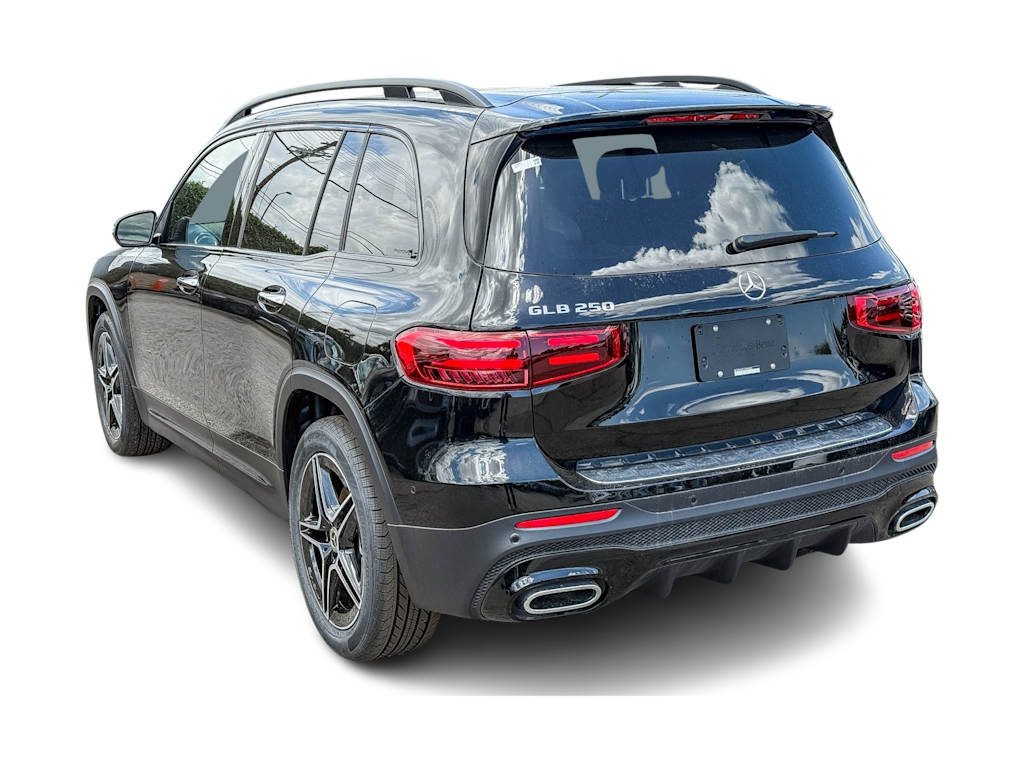 Thumbnail: 2025 Mercedes-Benz GLB - 3