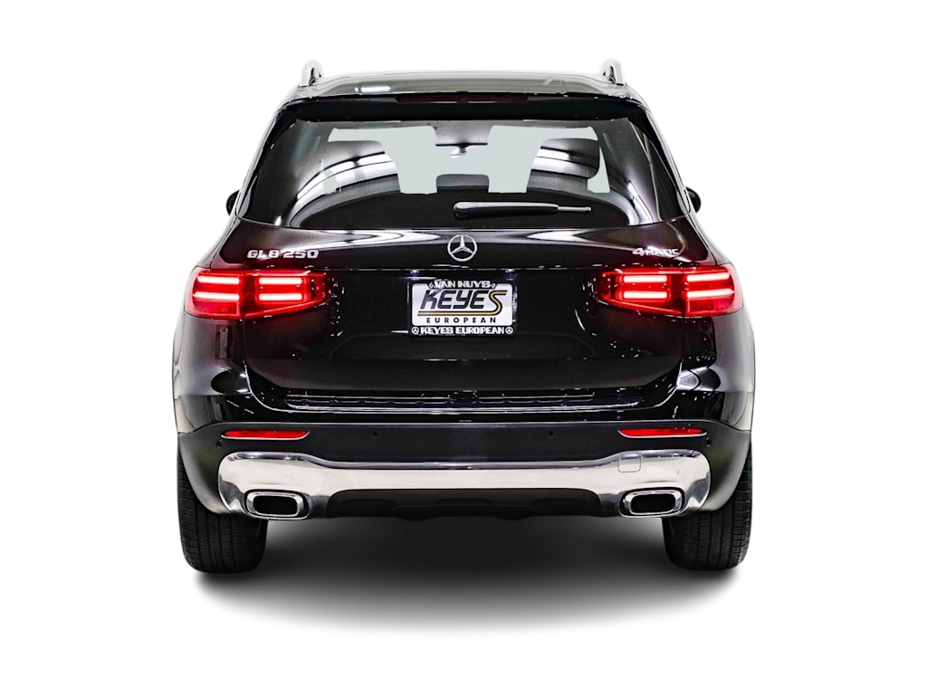 Thumbnail: 2025 Mercedes-Benz GLB - 4