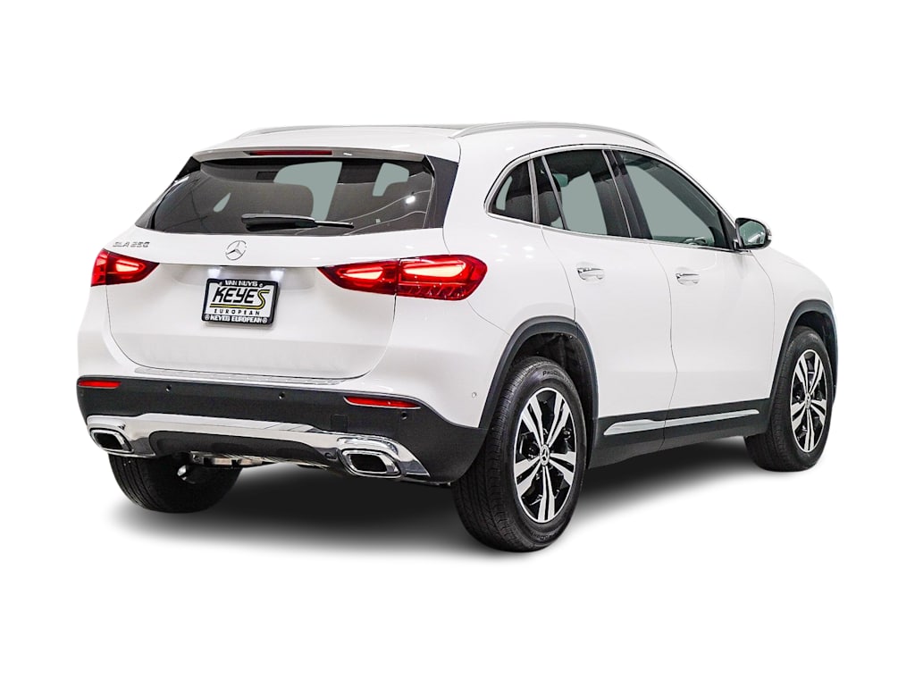 Thumbnail: 2026 Mercedes-Benz GLA - 16