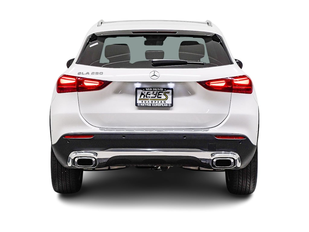 Thumbnail: 2026 Mercedes-Benz GLA - 4