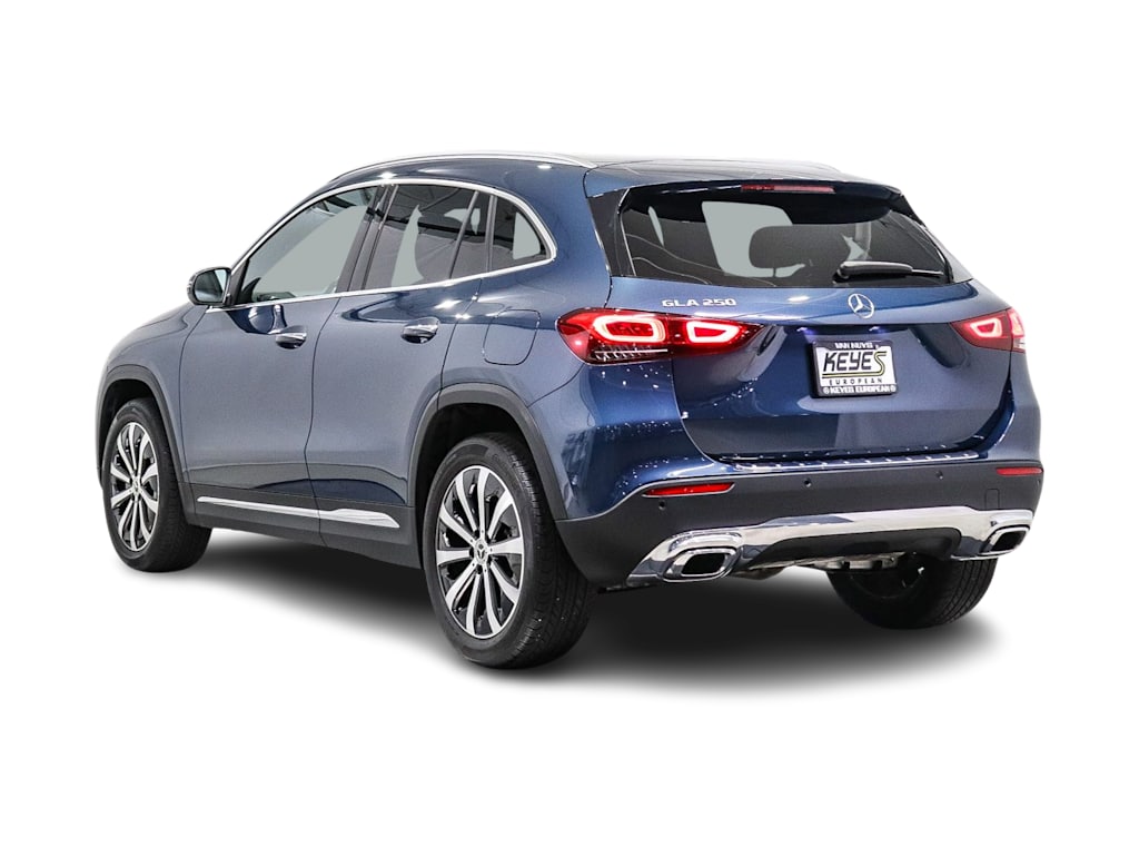 Thumbnail: 2023 Mercedes-Benz GLA - 3