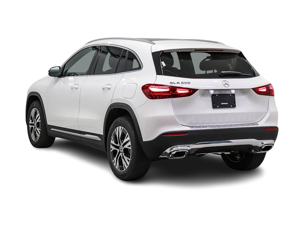 Thumbnail: 2026 Mercedes-Benz GLA - 3
