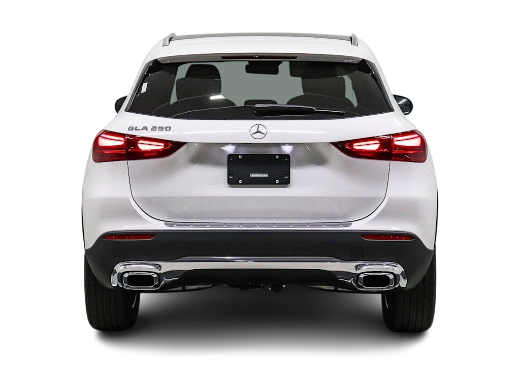 Thumbnail: 2026 Mercedes-Benz GLA - 4