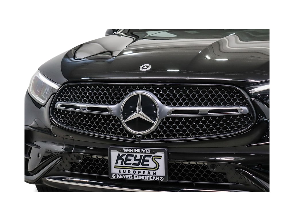 Thumbnail: 2026 Mercedes-Benz GLC - 21