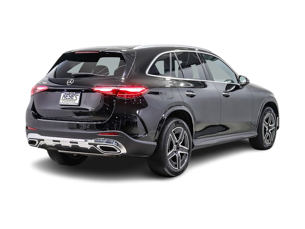 Thumbnail: 2026 Mercedes-Benz GLC - 17