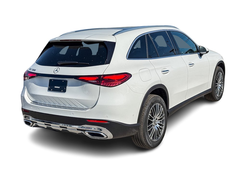 Thumbnail: 2025 Mercedes-Benz GLC - 15