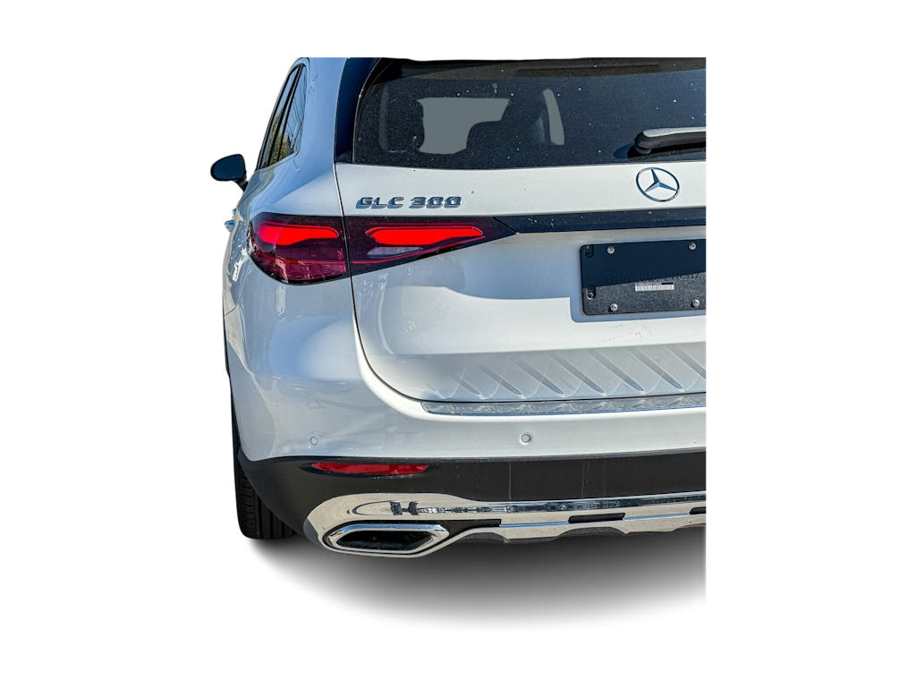 Thumbnail: 2025 Mercedes-Benz GLC - 16