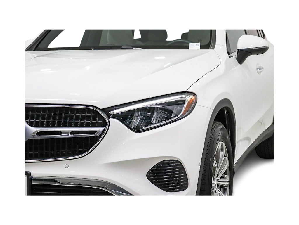 Thumbnail: 2026 Mercedes-Benz GLC - 18