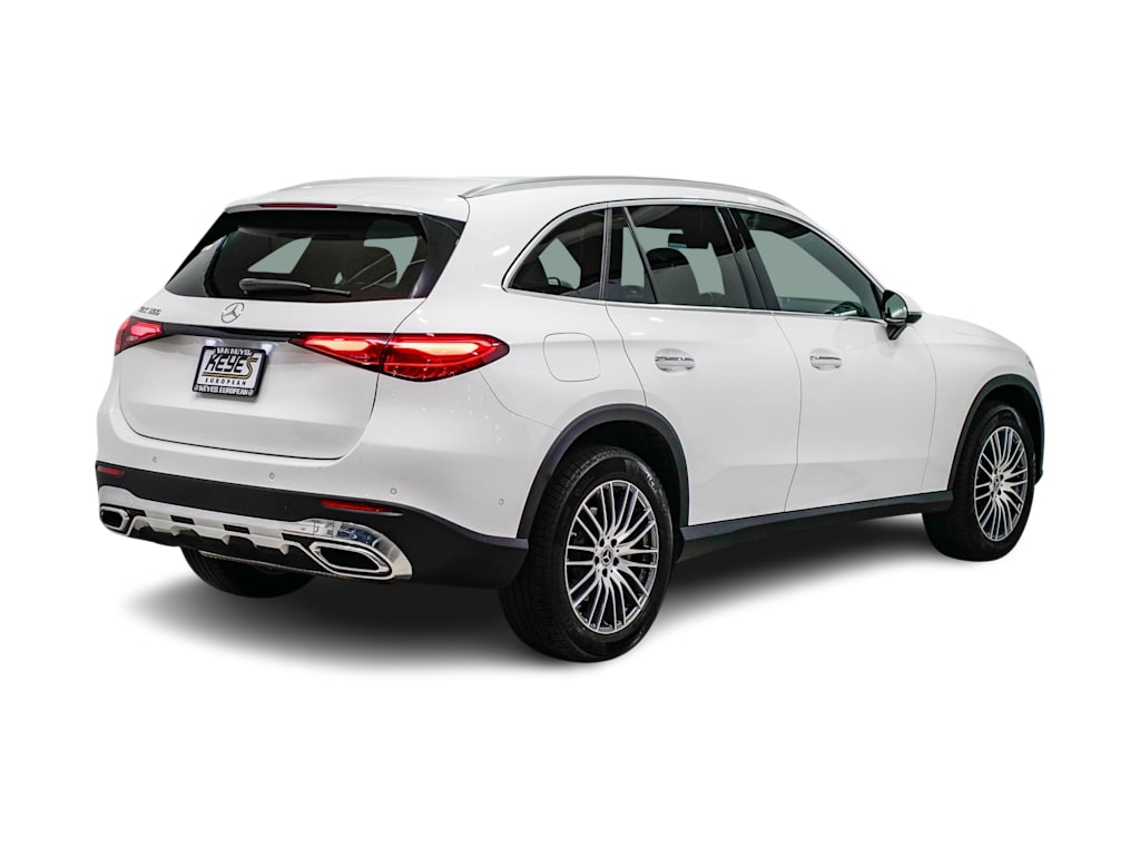 Thumbnail: 2025 Mercedes-Benz GLC - 17