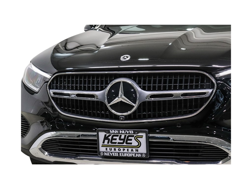 Thumbnail: 2026 Mercedes-Benz GLC - 21