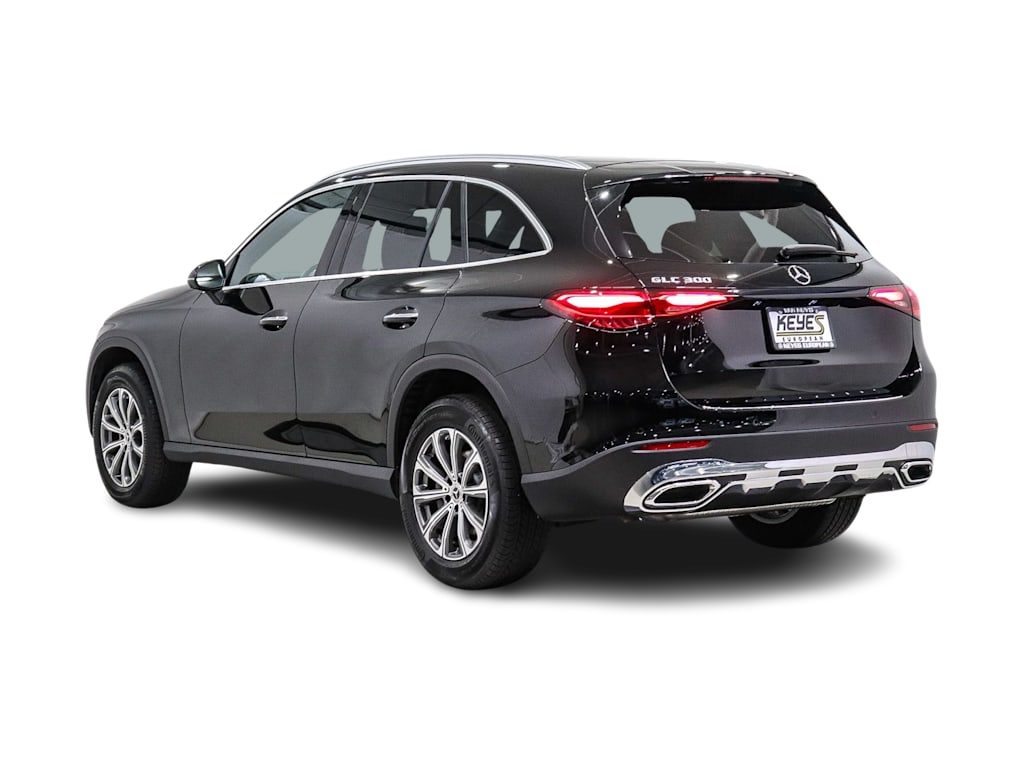 Thumbnail: 2026 Mercedes-Benz GLC - 3