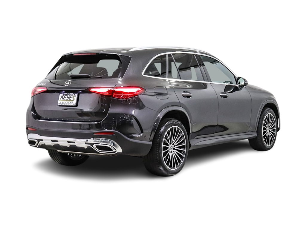 Thumbnail: 2026 Mercedes-Benz GLC - 16