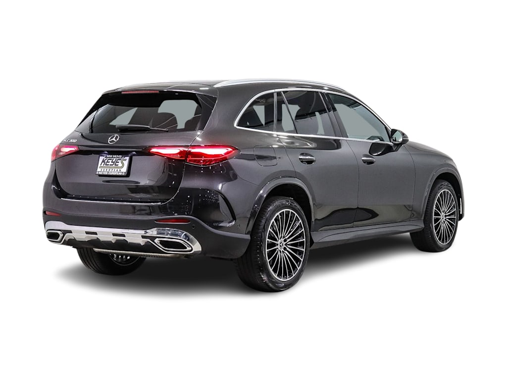 Thumbnail: 2026 Mercedes-Benz GLC - 17