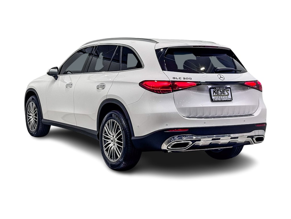 Thumbnail: 2025 Mercedes-Benz GLC - 3