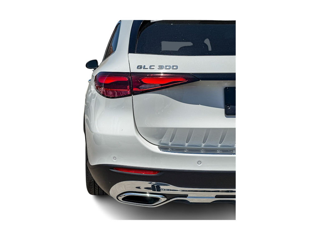 Thumbnail: 2025 Mercedes-Benz GLC - 15