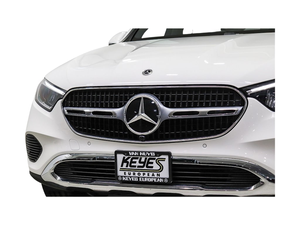 Thumbnail: 2026 Mercedes-Benz GLC - 21