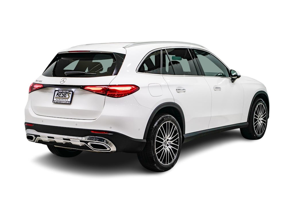 Thumbnail: 2025 Mercedes-Benz GLC - 17