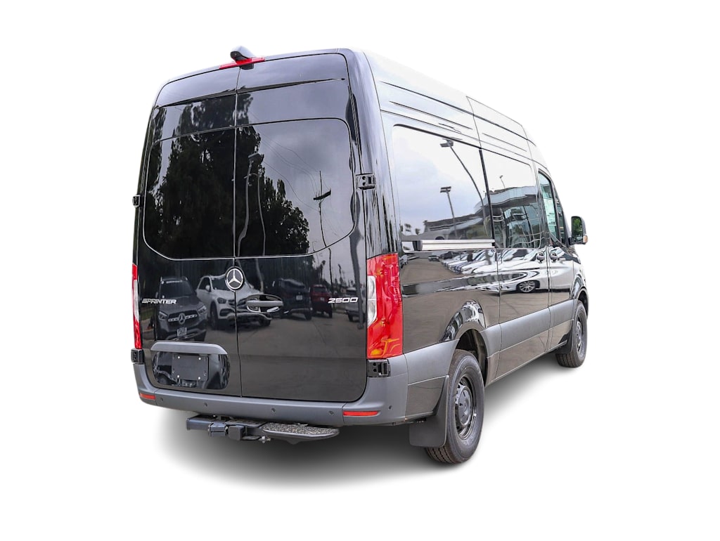 Thumbnail: 2026 Mercedes-Benz Sprinter - 15