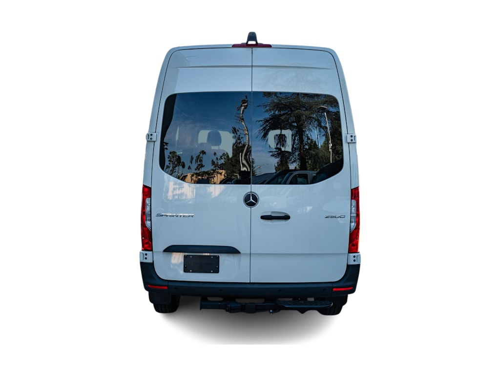 Thumbnail: 2026 Mercedes-Benz Sprinter - 4