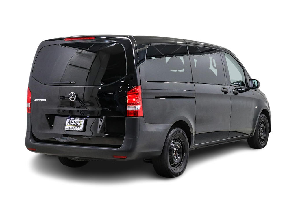 Thumbnail: 2023 Mercedes-Benz Metris - 19