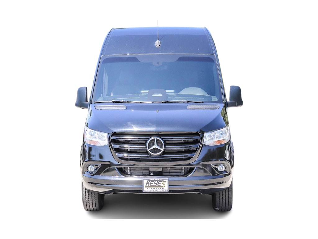 Thumbnail: 2025 Mercedes-Benz Sprinter - 4