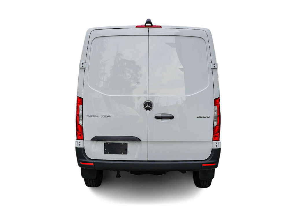 Thumbnail: 2026 Mercedes-Benz Sprinter - 4