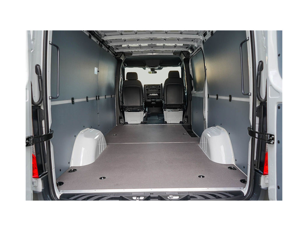 Thumbnail: 2026 Mercedes-Benz Sprinter - 16