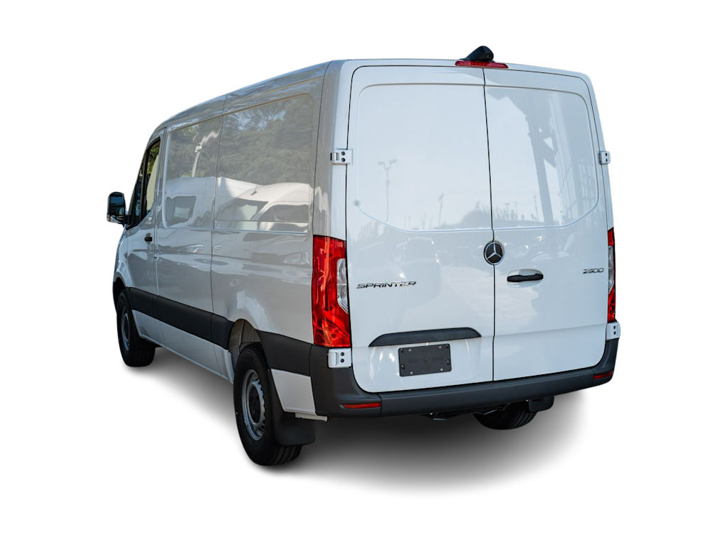 Thumbnail: 2026 Mercedes-Benz Sprinter - 3