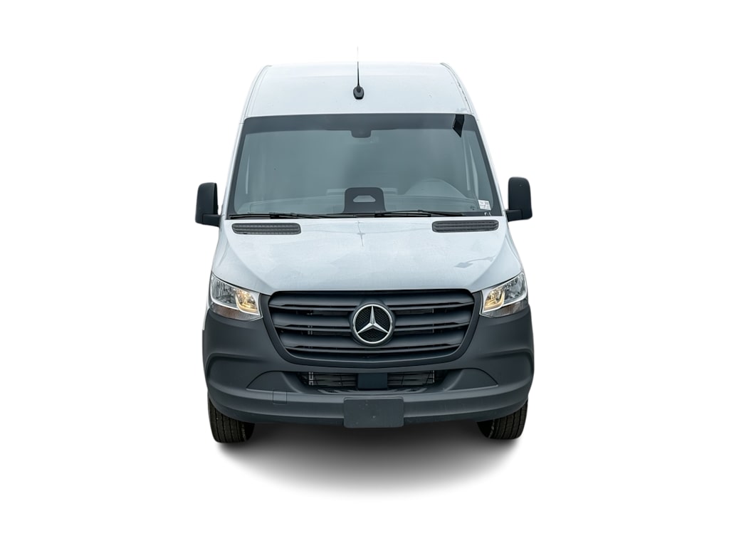 Thumbnail: 2025 Mercedes-Benz Sprinter - 3