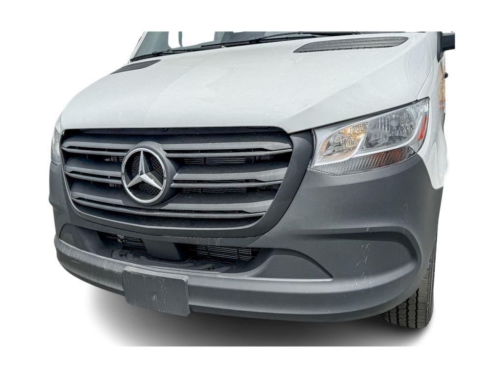 Thumbnail: 2025 Mercedes-Benz Sprinter - 21