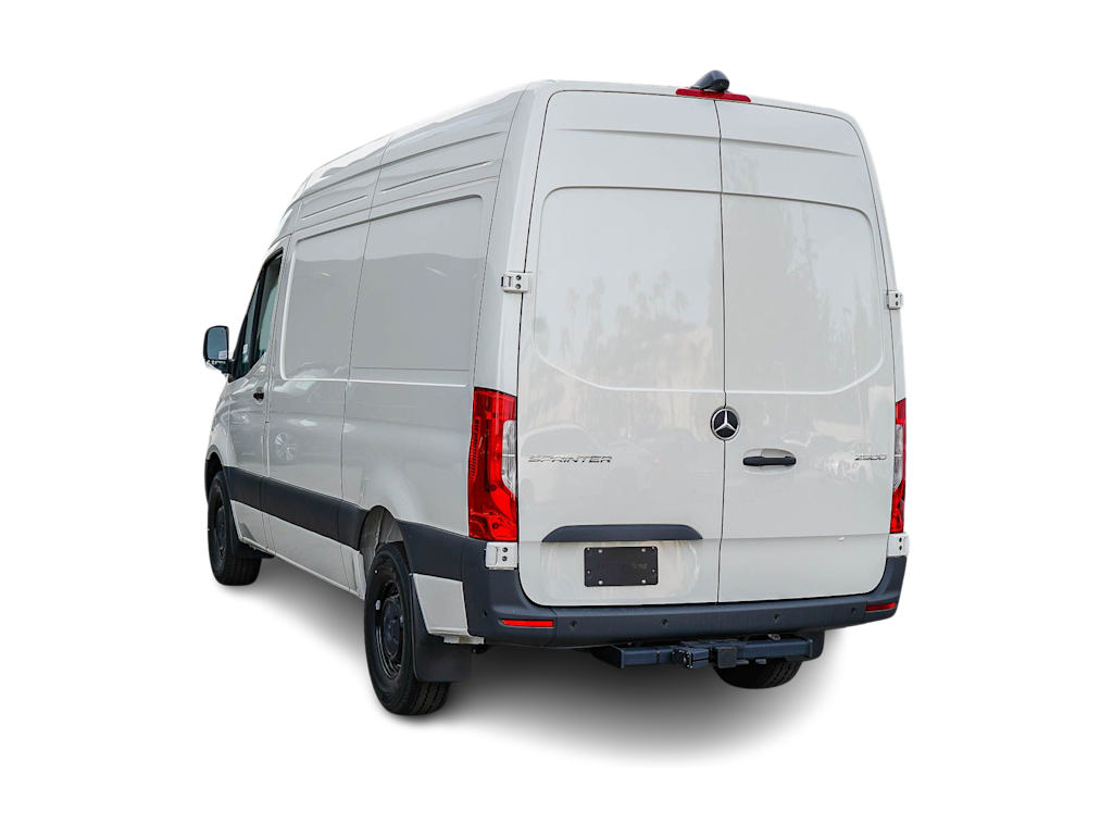 Thumbnail: 2026 Mercedes-Benz Sprinter - 3